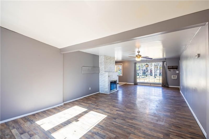 3 Glen Arbor Rd, Kansas City, MO 64114