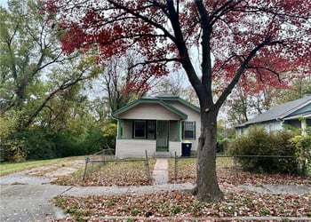 5744 Indiana Ave, Kansas City, MO 64130