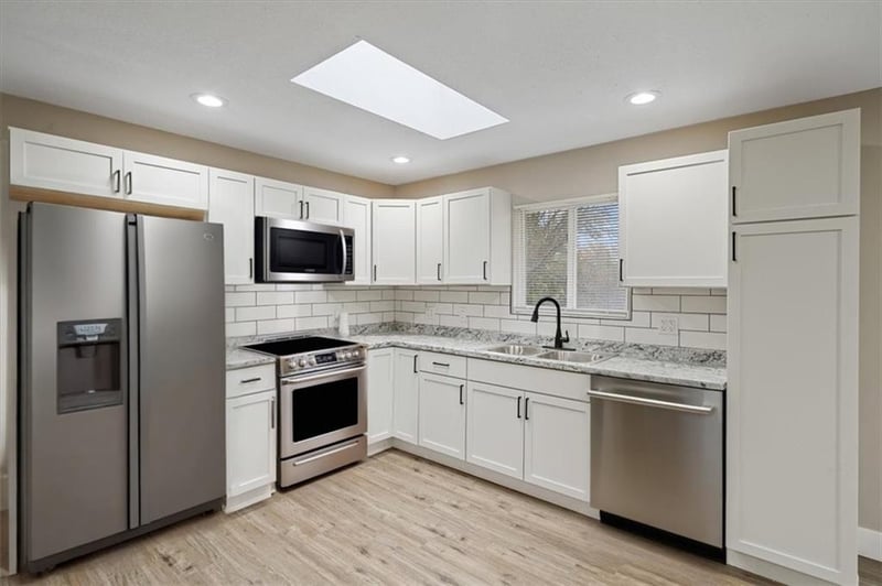 4601 Mersington Ave, Kansas City, MO 64130