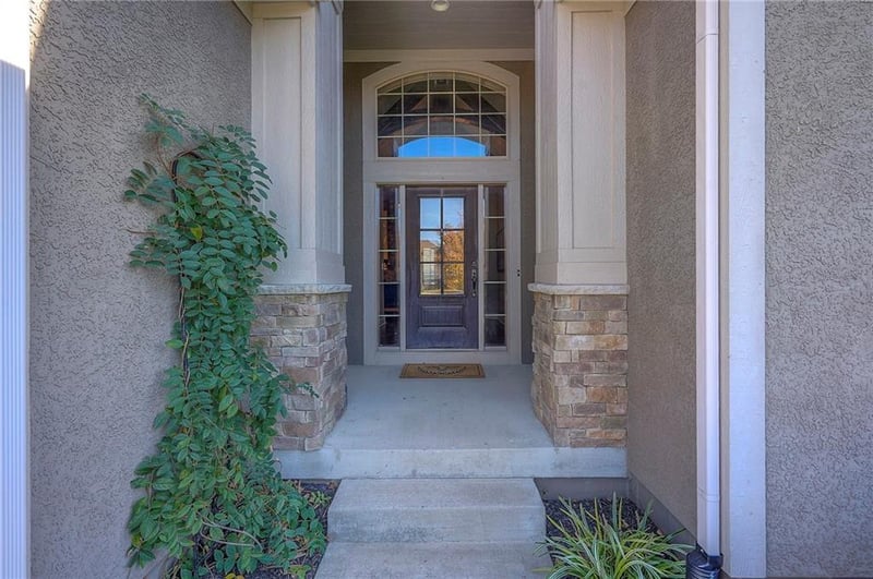 3301 157 St, Overland Park, KS 66224