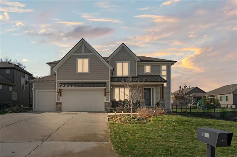 6820 Marion St, Shawnee, KS 66218
