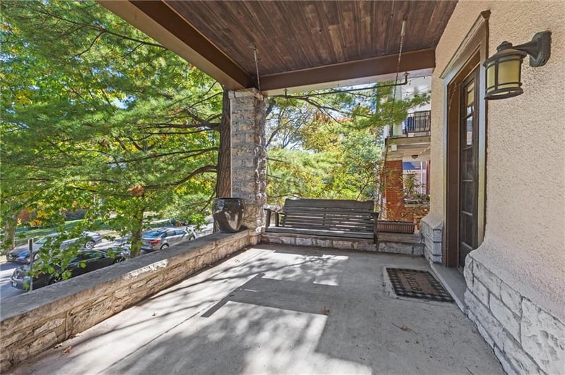 3800 Genessee St, Kansas City, MO 64111