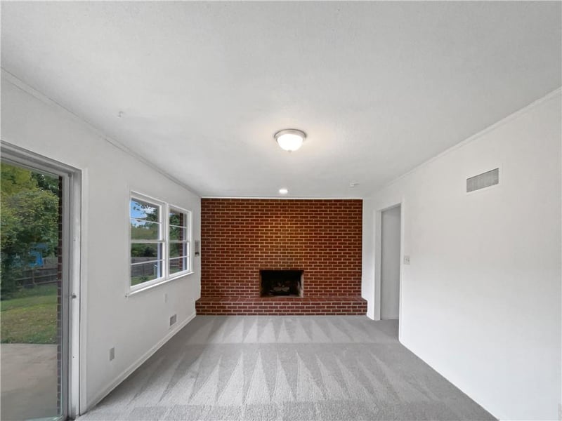 2011 49th Ter, Kansas City, KS 66104