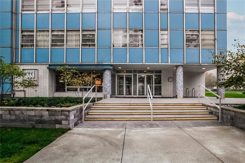 333 Meyer Unit 213 Blvd, Kansas City, MO 64133