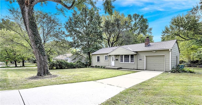 5709 70th Ter, Overland Park, KS 66204