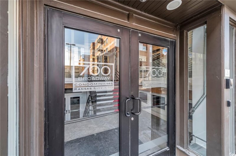700 Broadway Blvd #310, Kansas City, MO 64105