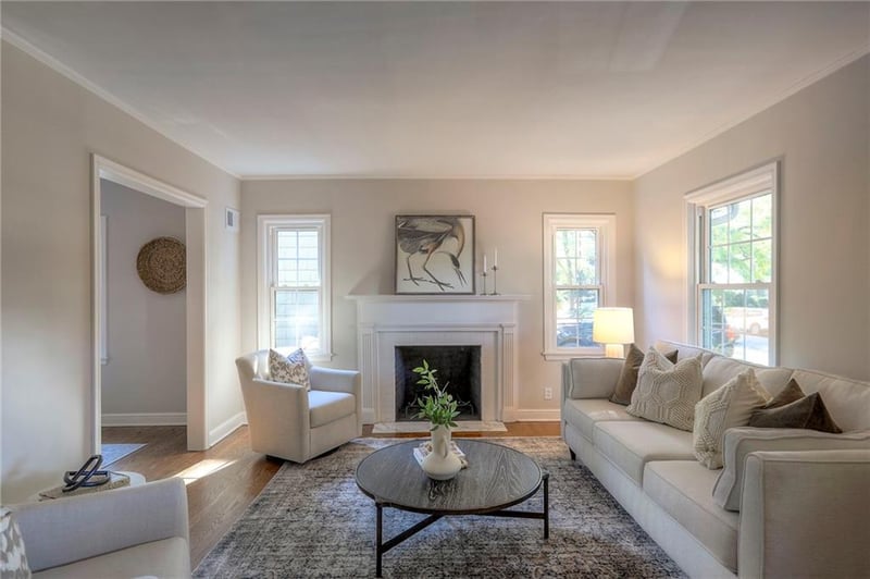 6709 Cherry St, Kansas City, MO 64131