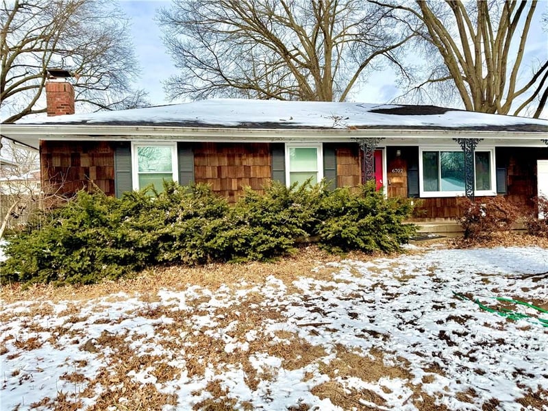 6702 99th Ter, Kansas City, MO 64134