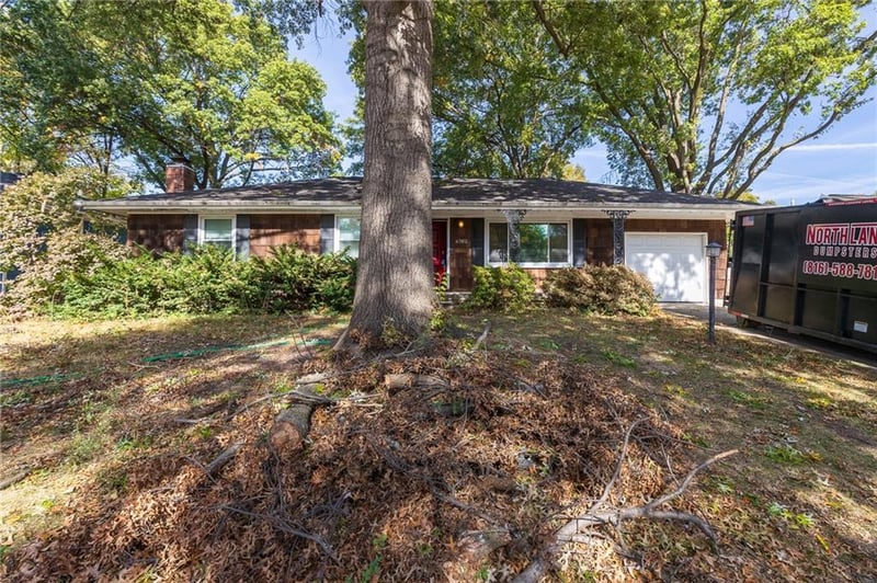 6702 99th Ter, Kansas City, MO 64134