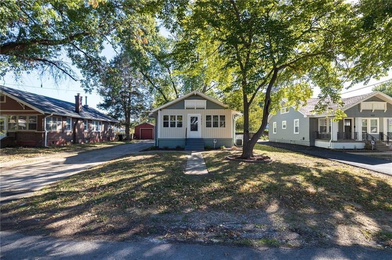 1431 S Ralston Ave, Independence, MO 64052