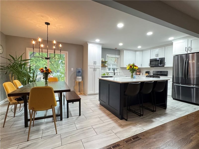 5229 Virginia Ave, Kansas City, MO 64118