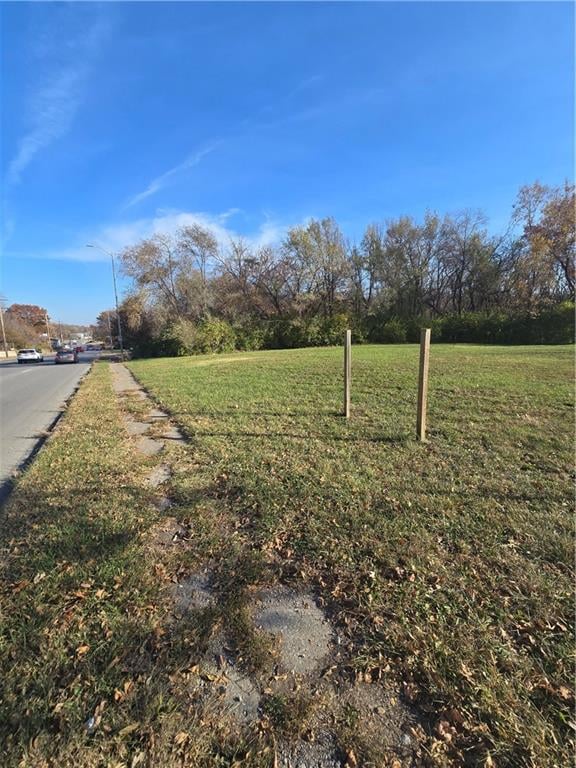 409 85th St, Kansas City, MO 64131