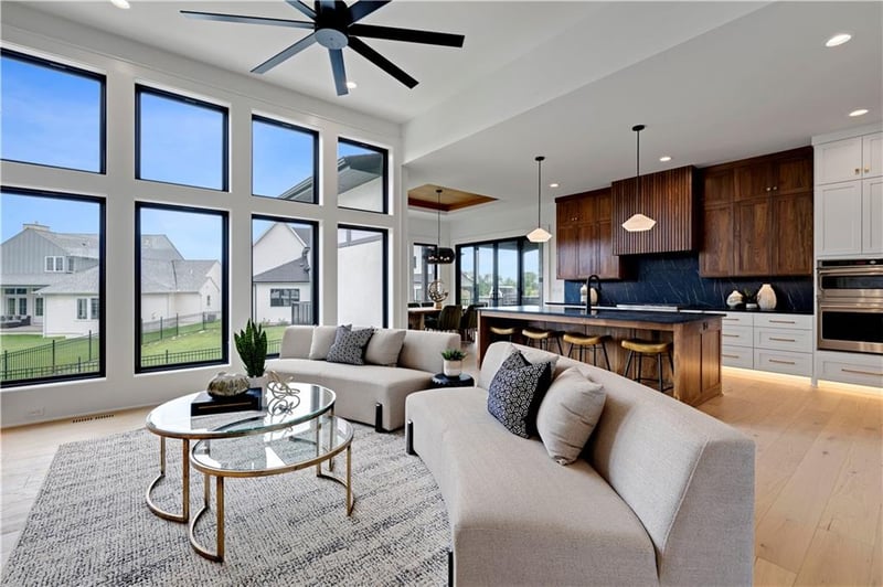 18109 Cody St, Overland Park, KS 66013