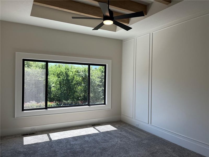 18109 Cody St, Overland Park, KS 66013
