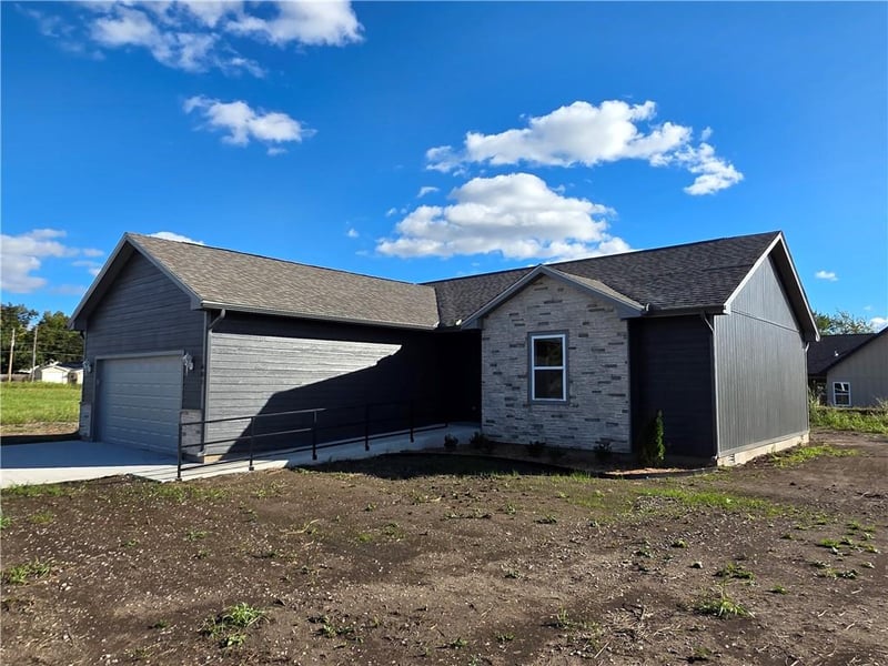 601 Pearl Ave, Independence, KS 67301