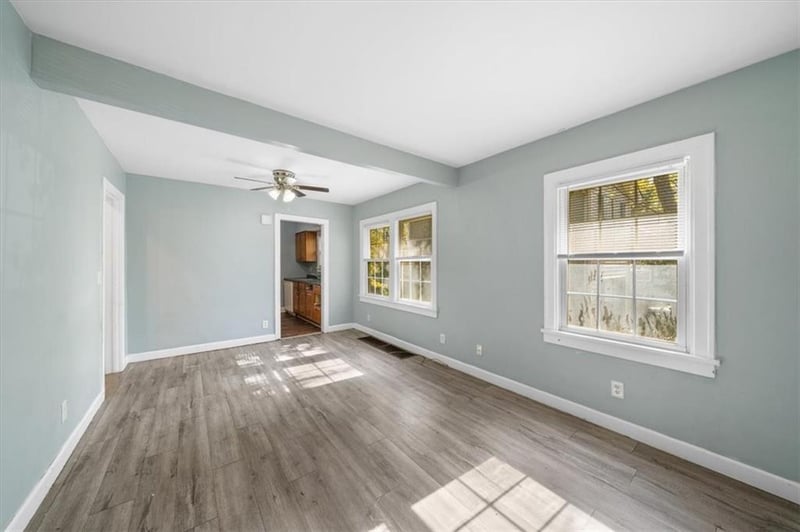 7325 Walrond Ave, Kansas City, MO 64132