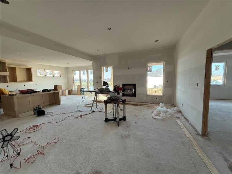 12800 Foxborough Ct, Lee's Summit, MO 64086