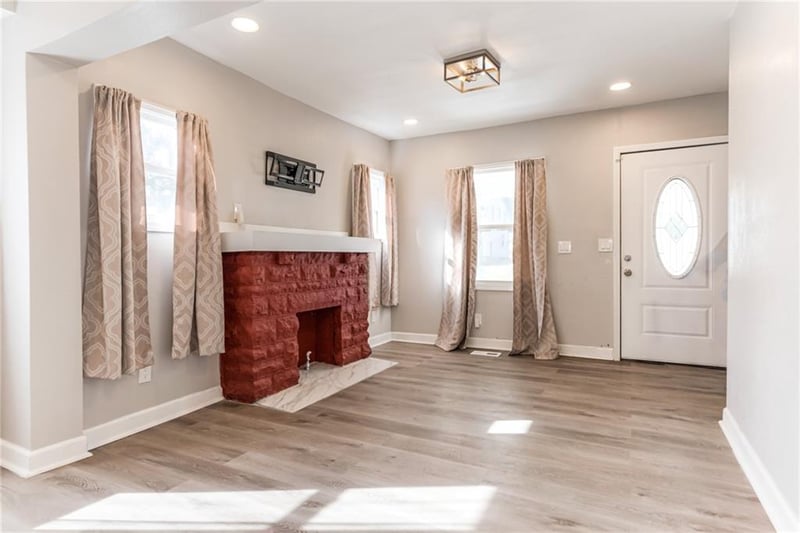 3335 Bales Ave, Kansas City, MO 64128