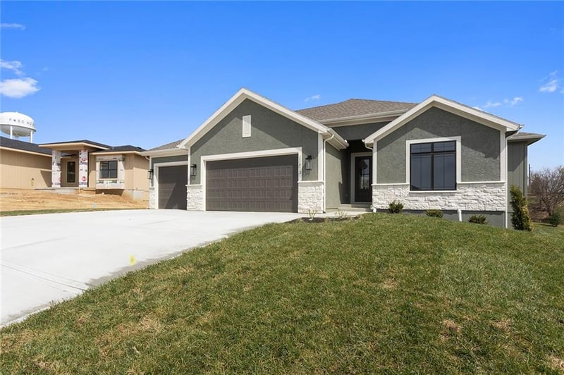 11413 Rye Dr, Kearney, MO 64068