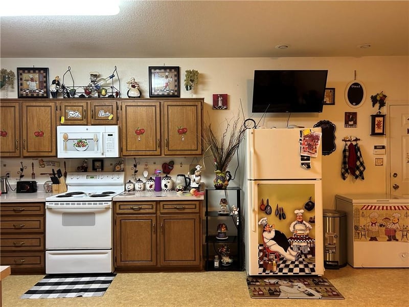 711 Kiowa St, Leavenworth, KS 66048
