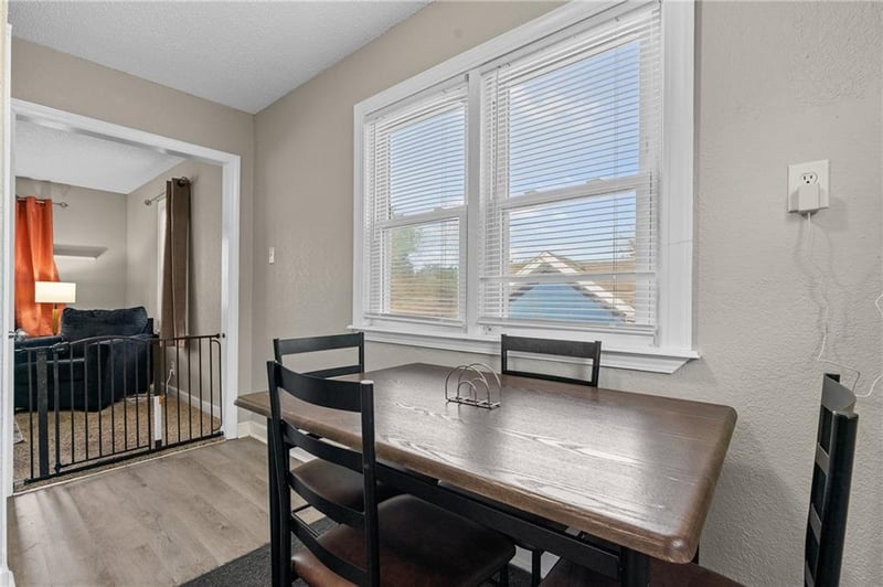 4221 Spruce Ave, Kansas City, MO 64130