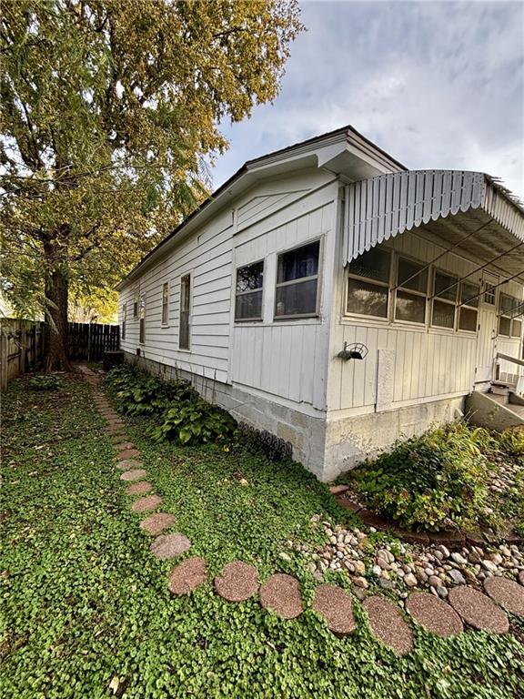 1015 Grant Ave, Chanute, KS 66720