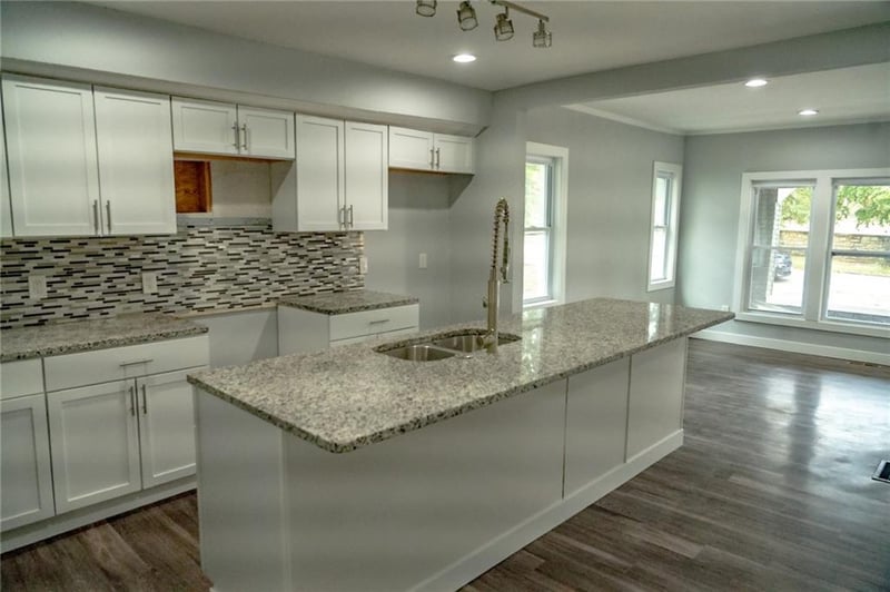 5337 Woodland Ave, Kansas City, MO 64110