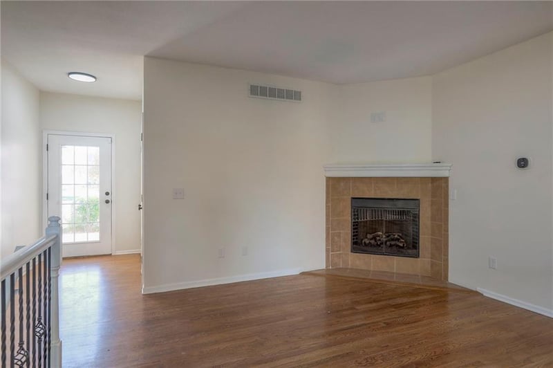 10408 45th Ter, Kansas City, MO 64133