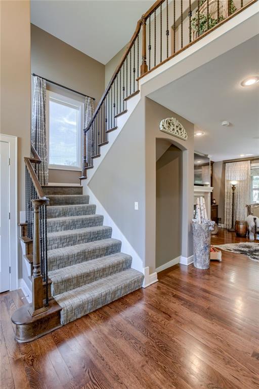 6123 NW 104th Ter, Kansas City, MO 64154