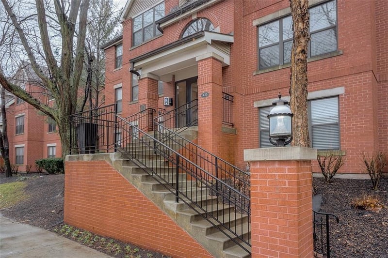 435 9th #103 St #103, Kansas City, MO 64105