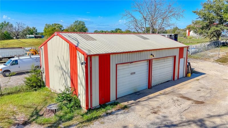 11 NE 175th Rd, Warrensburg, MO 64093