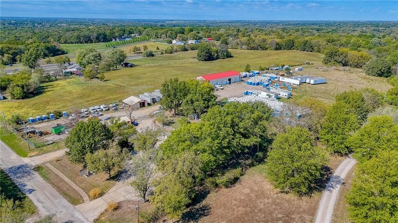 11 NE 175th Rd, Warrensburg, MO 64093