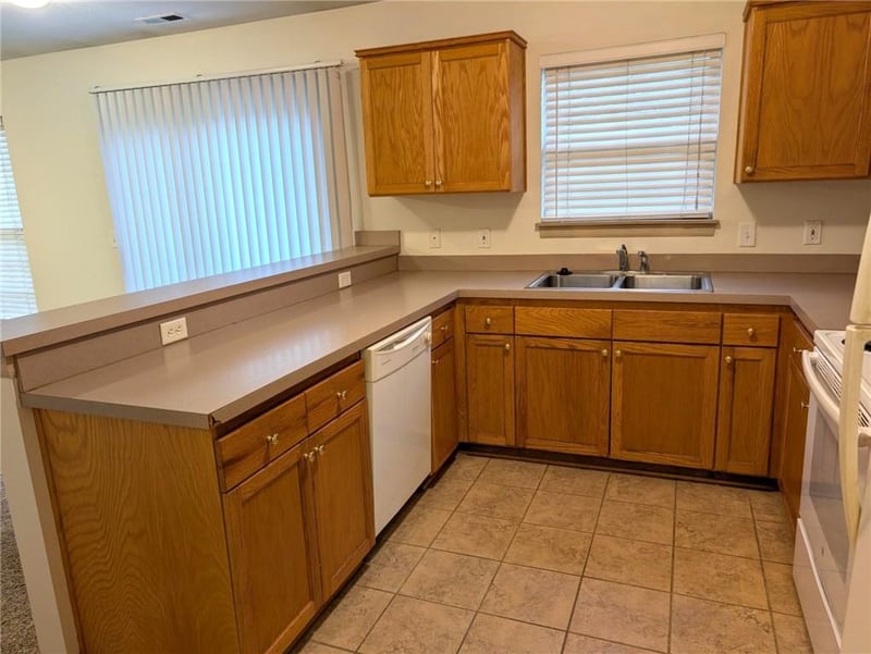 1230 Helen Ct, Eudora, KS 66025