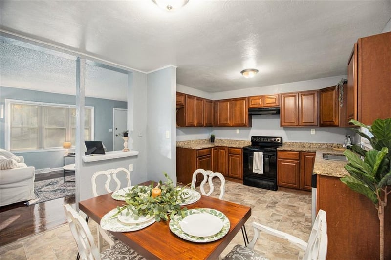 9812 Marsh Ave, Kansas City, MO 64134