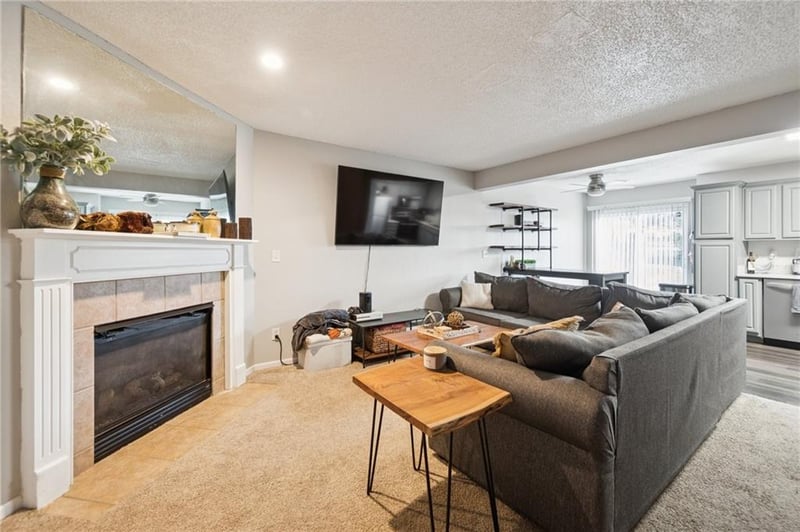 10633 46th Ter, Kansas City, MO 64133