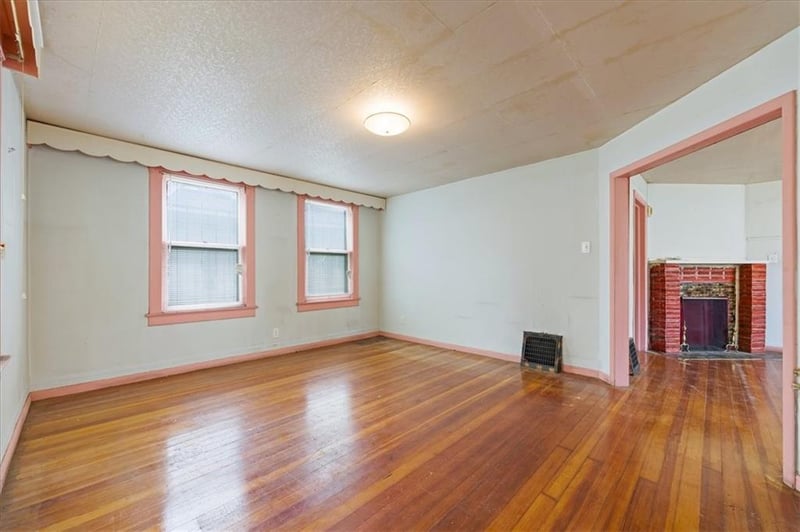 2054 N Tremont St, Kansas City, KS 66101