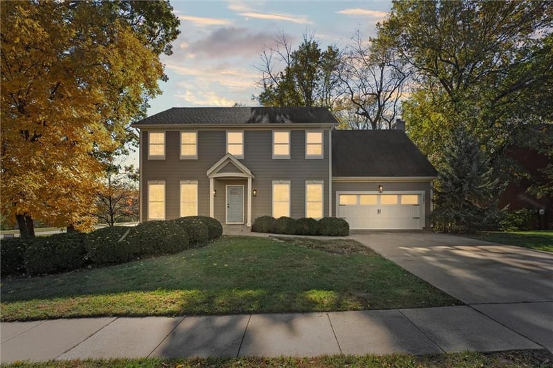 5501 155th St, Overland Park, KS 66223