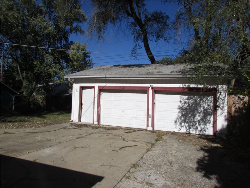 8602 91st Ter, Kansas City, MO 64138