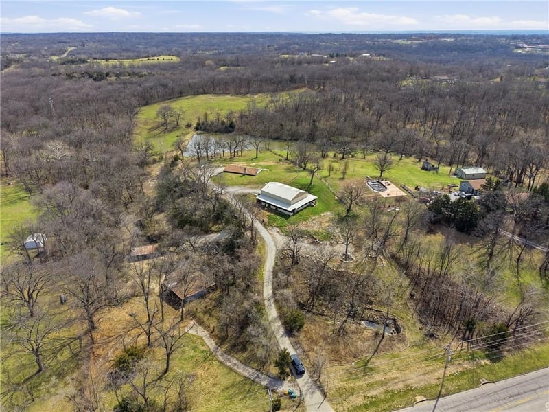 2905 99th St, Kansas City, KS 66109