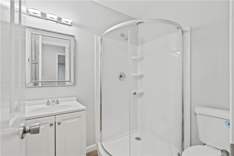 6924 Hunter St, Raytown, MO 64133