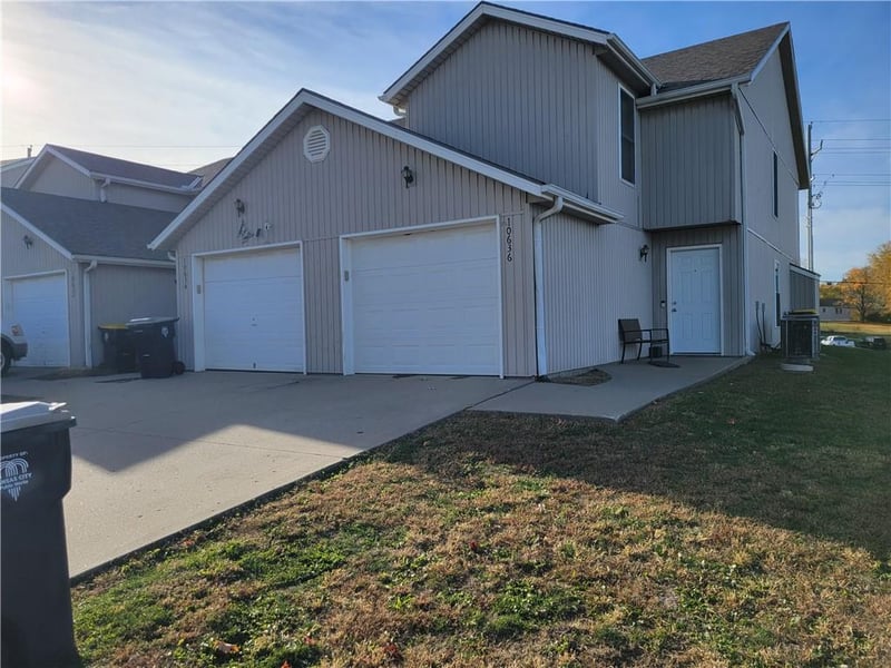 10630-10636 Locust Ct, Kansas City, MO 64155