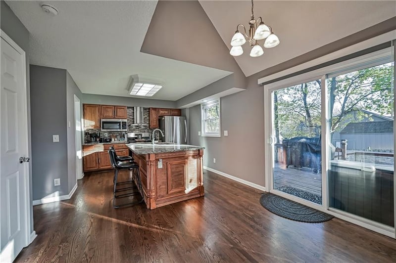 1315 86th St, Kansas City, MO 64155