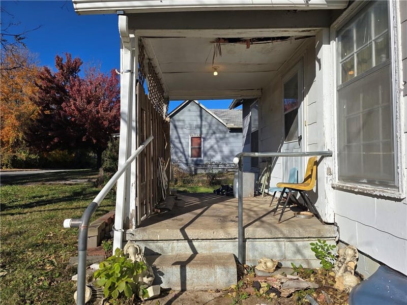 8315 Brooklyn Ave, Kansas City, MO 64132