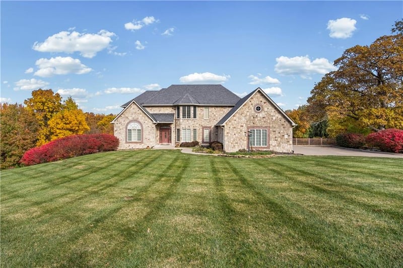 12299 Palmer Dr, Country Club, MO 64505