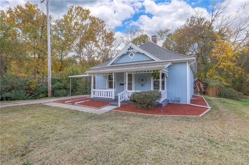 826 Arlington Ave, Independence, MO 64053