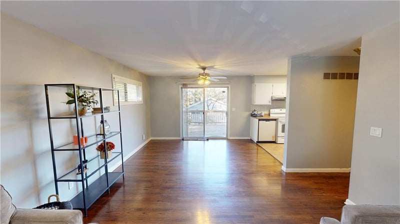 4542 50th St, Roeland Park, KS 66205