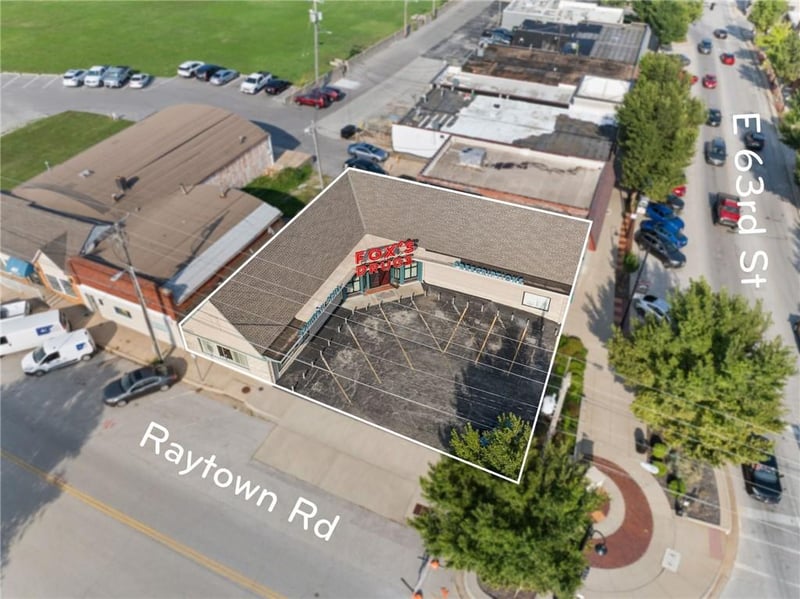 10004 63rd St, Raytown, MO 64133