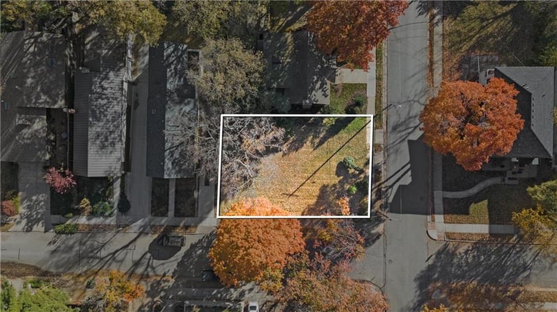 1118 48th St, Kansas City, MO 64112