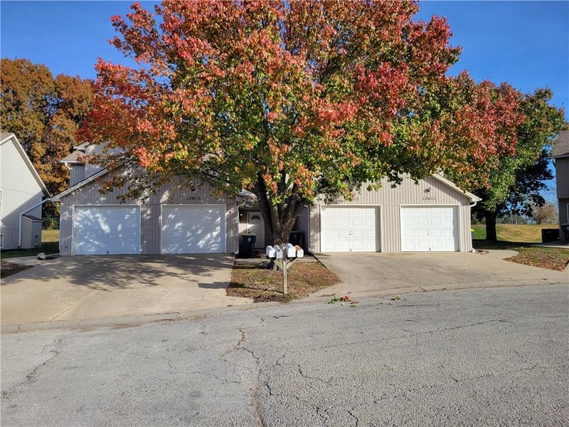 10611-10617 Locust Ct, Kansas City, MO 64155