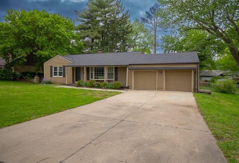 3410 Blue Ridge Blvd, Independence, MO 64052
